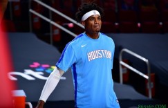 【大发扑克】费根：豪斯因家人过世未随队前往客场 将至少缺席两场比赛