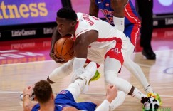 【大发扑克】如果热火明年保住自己的首轮签 火箭只能得到1个次轮签的补偿