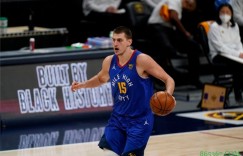 【大发扑克】巴顿：我们都知道约基奇会在关键时刻做什么 他是联盟MVP