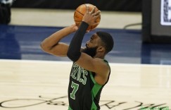 【大发扑克】不在状态！杰伦-布朗23投仅5中 上半场仅得2分 全场13+5+6