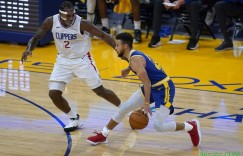 【大发扑克】卢：明日对阵勇士 快船全员状态都很好很健康