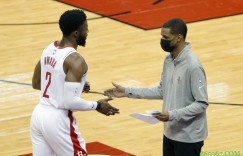 【大发扑克】塞拉斯：沃尔有望周六复出 恩瓦巴伤势恶化预计将缺席一段时间