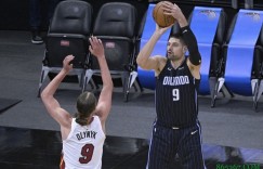 【大发扑克】功亏一篑！武切维奇38+10+6 T-罗斯8记三分&三不沾葬送比赛