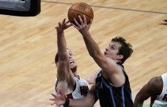 【大发扑克】Amick：勇士、绿军、步行者和雄鹿都表达了对别利察的兴趣