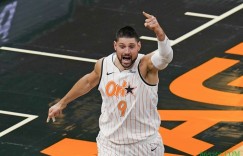 【大发扑克】美记：魔术对武切维奇的交易要价可能是一名首发+多个首轮签