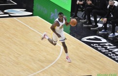 【大发扑克】科尔：维金斯自全明星周末后焕然一新 即使是超巨也会有起伏