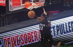 【大发扑克】名记：独行侠已经表达了对国王中锋霍姆斯的兴趣