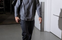 【大发扑克】这是真核啊！奥利尼克首节再砍11分 带队一波15-0反超灰熊