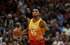 【大发扑克】塞克斯顿：米切尔又快又壮 他成为全明星是有原因的