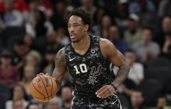 【大发扑克】转型组织者！德罗赞赛季至今场均7.3次助攻&生涯新高