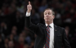 【大发扑克】斯托茨谈大胜：最满意球队的防守 目标是限制雷霆得分在90分以下