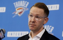 【大发扑克】众高管：赛季开始时只有雷霆是真心想摆烂 火箭等队都是被迫的