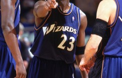 【大发扑克】恍如隔世！奇才上一次8连胜 乔丹是首发分卫