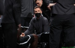 【大发扑克】纳什：阿尔德里奇的防守非常棒 小乔丹没有掉出轮换