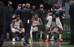 【大发扑克】篮网本赛季打西部前四6胜1负 横扫太阳&快船