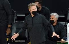 【大发扑克】科尔：迫切需要这场胜利 库里今天的投篮不可思议