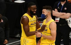 【大发扑克】全场轰进10记三分！杰伦发推：今天感觉自己是库里?