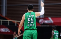 【大发扑克】恭喜！韩德君篮板总数超李晓旭加冕辽宁队史篮板王