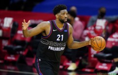 【大发扑克】恩比德：明日可能会出战雄鹿 今日不在最佳状态原本不会打