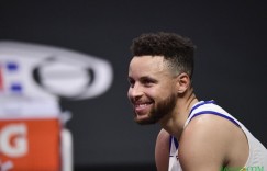 【大发扑克】塞拉斯：库里是一个很特别的人 是我成为教练的原因之一