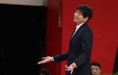 【大发扑克】邱彪：福建队非常有特点 对高登等重点人的防守不够明确