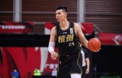 【大发扑克】许钟豪送出生涯第600次封盖 超越姚明独居历史第四