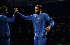 【大发扑克】攻防皆给力！魔术2分39秒轰出17-3进攻高潮 大逆转快船