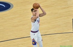 【大发扑克】本赛季迈克尔-波特收获两双的比赛中 掘金战绩是8胜2负