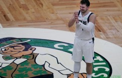 【大发扑克】东契奇3月：29.4分7.4篮板8.7助攻 投篮命中率52.7%三分43.3%