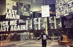 【大发扑克】小托马斯发推：感谢每个人的爱与支持 你们知道这一切不会结束