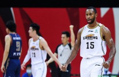 【大发扑克】弗格加盟辽宁后 他在场时球队净胜49分 不在场时净胜4分