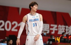 【大发扑克】王哲林收官战拿到12分 CBA生涯得分超孟达升至第28位