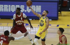 【大发扑克】库里斩获第204次30+ 超尤因独占历史第33位&将追麦迪