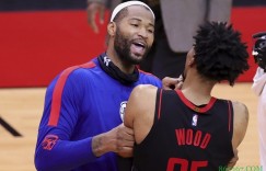 【大发扑克】卢：考辛斯让我想起了帕金斯 场上硬汉场下好人