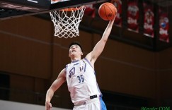 【大发扑克】朱松玮：新秀季打及格分 哈达迪阅读和掌控比赛能力仍顶级