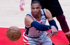 【大发扑克】打板跳投锁定胜局！威少轻取14分5板11助