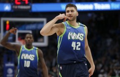 【大发扑克】克莱伯：我们目标是打进前六或者更高的排名