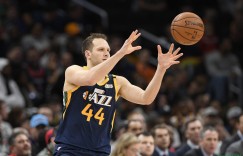 【大发扑克】英格尔斯谈博扬：很高兴看到他状态回暖 我们对他有信心