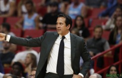 【大发扑克】斯波：希望奥拉迪波尽可能做自己 他非常适合这支球队