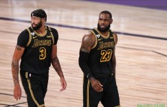 【大发扑克】尼克-杨：湖人再度祭出了“倚绳战术” 他们上赛季复赛也用过这招