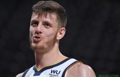 【大发扑克】?NBA官方祝PJ-塔克36岁、哈尔滕施泰因23岁生日快乐