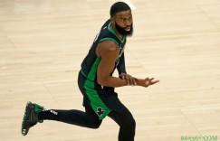 【大发扑克】史蒂文斯：杰伦本人也不清楚伤病起因 他将在本周末接受手术