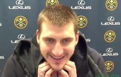 【大发扑克】可乐加冰无限畅饮！掘金锁定季后赛 约基奇获50万美金奖励