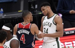 【大发扑克】进攻的年代！昨日NBA有8支球队轰下得分130+ 刷新单日纪录