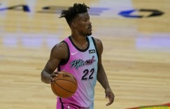 【大发扑克】斯波：巴特勒是球员稳定性的典范 你可以去“预定”他的发挥