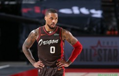 【大发扑克】Haynes：利拉德正在与脚踝、肋骨、膝盖等多处伤病作斗争