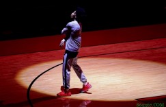 【大发扑克】凯文-波特超越詹姆斯 成为NBA历史最年轻单场50分10助球员