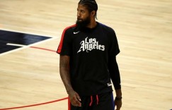 【大发扑克】乔治：今天有些感冒所以比赛很艰难 伊巴卡在进攻端会超级有帮助