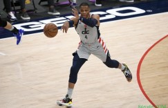 【大发扑克】威少连续3场斩获15+助攻的三双 追平自己和大O保持的历史纪录