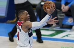 【大发扑克】威少第4次单赛季至少700板700助 超大O独占NBA历史第一